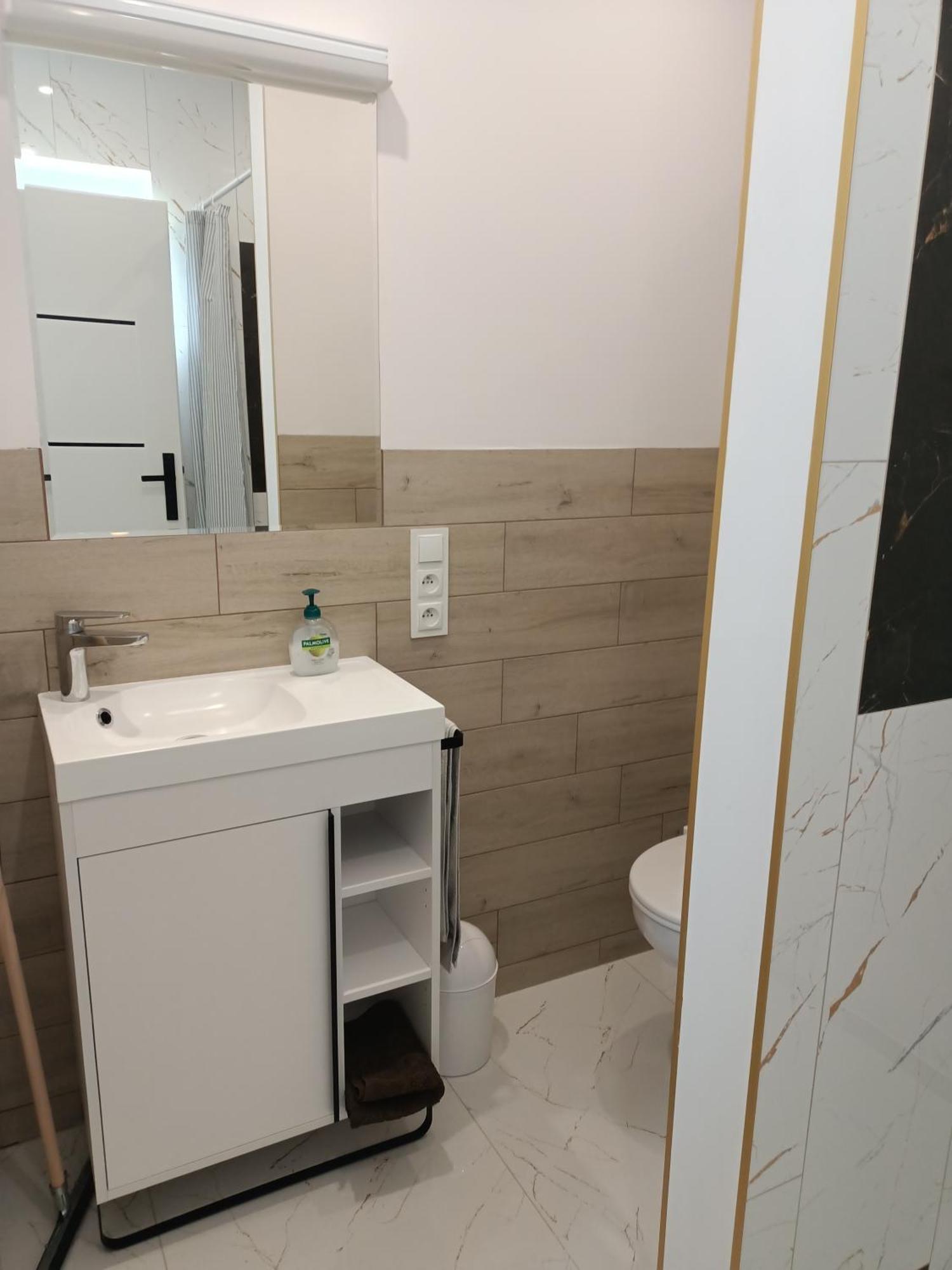Apartmán Letnia Oaza "Akacja" Sobienie Jeziory Exteriér fotografie